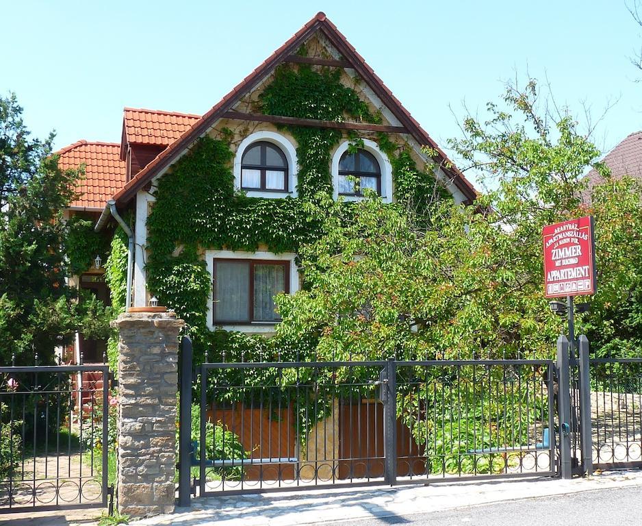 Aranyhaz Apartmanszallas Tihany Zewnętrze zdjęcie